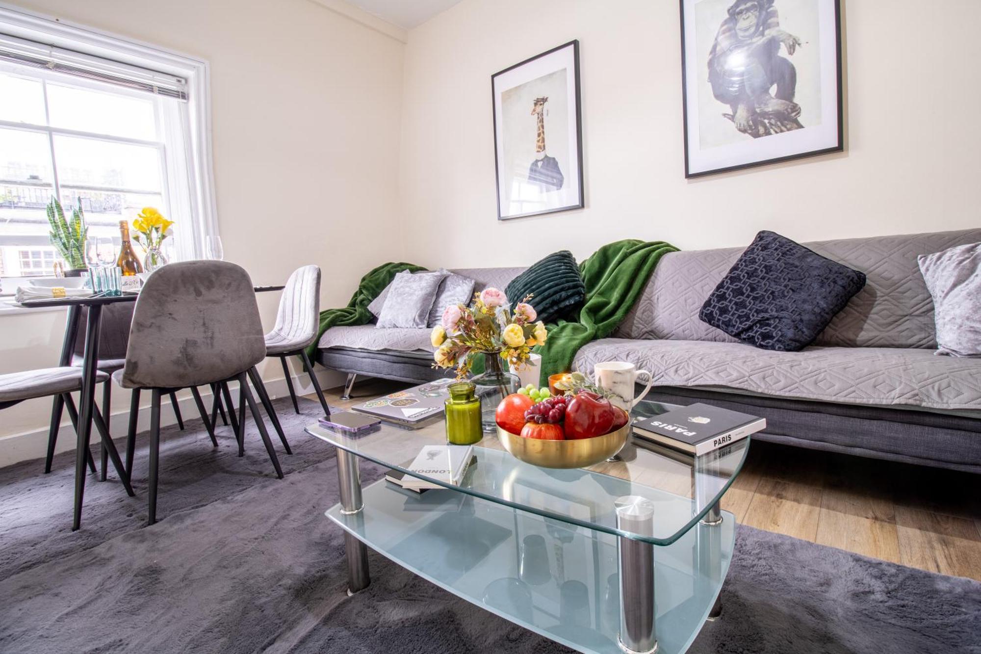 Cosy 2-Bedroom Apartment In Mayfair 8Cb - 4Th Floor No Elevator London Exteriör bild